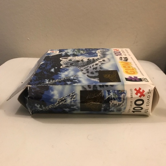 Kids Glow in the Dark Snow Leopard Puzzle - 100 Pieces - Picture 6 of 6